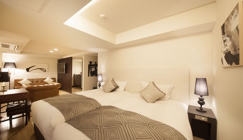Habitación ejecutiva con 2 camas individuales, no fumadores (Extra Bed for 3rd Adults and More	)