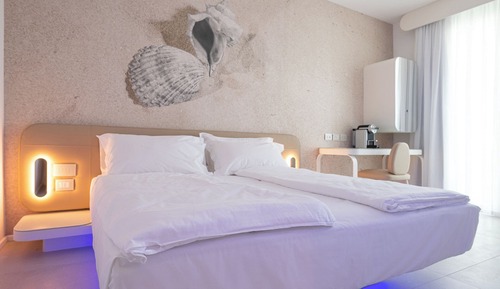 Habitación doble de uso individual, 1 cama de matrimonio, bañera de hidromasaje