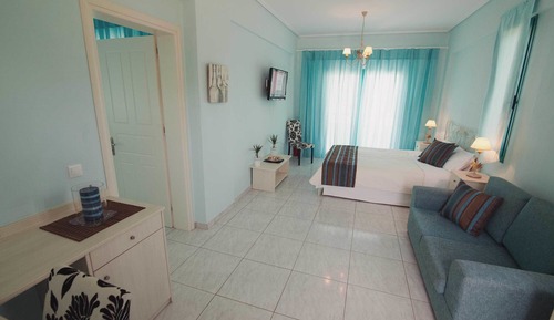 Family Room, Sea View