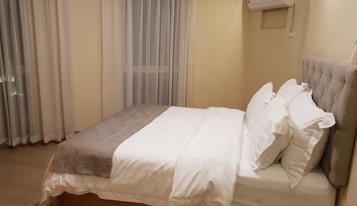 Apartamento familiar, 2 habitaciones, no fumadores, vistas al canal