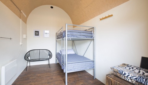 Habitación con 2 camas individuales