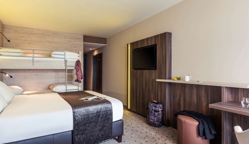 Habitación familiar, varias camas