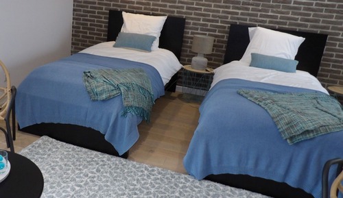 Habitación con 1 cama doble o 2 individuales, baño privado (Fleur de lin)