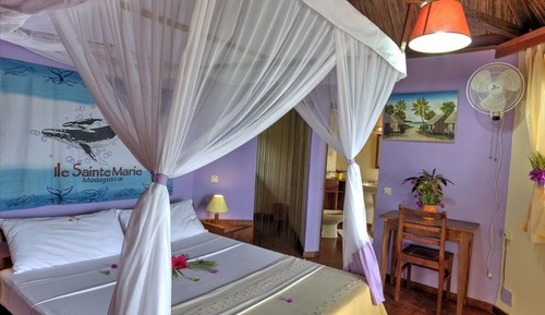 Habitación Confort con 1 cama doble o 2 individuales, baño privado, vistas al mar (Panorama Beach 5)