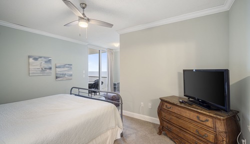 Apartamento, 3 habitaciones, balcón, frente a la playa (1603A)