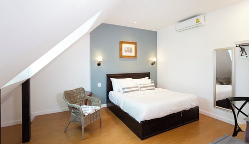 Habitación junior, 1 cama de matrimonio grande, baño privado, en edificio anexo