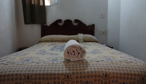 Colonial A, Non Smoking (No A/C - Ceiling Fan Only)