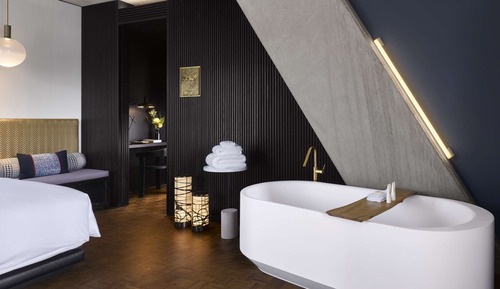Suite (Nobu Suite)