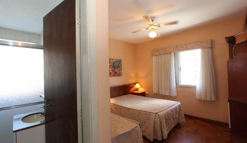 Habitación superior con 1 cama doble o 2 individuales, 1 cama doble