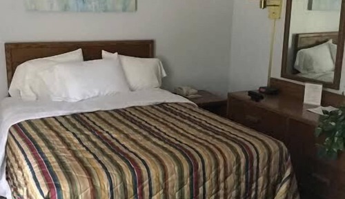 Habitación estándar, 1 cama de matrimonio, no fumadores (Efficiency Queen)