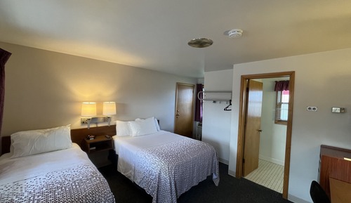 Habitación estándar con 1 cama doble o 2 individuales, varias camas, no fumadores