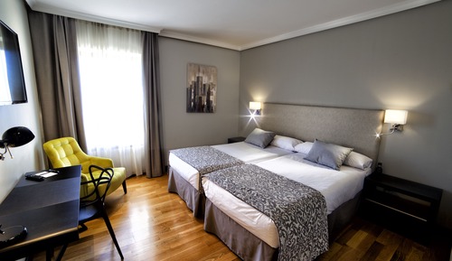 Habitación con 2 camas individuales