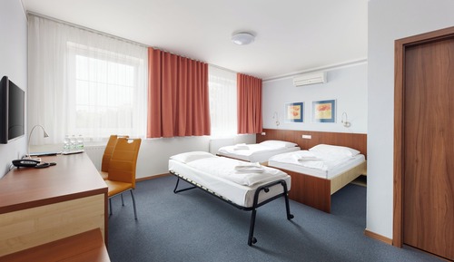 Habitación doble superior, 1 cama de matrimonio con sofá cama