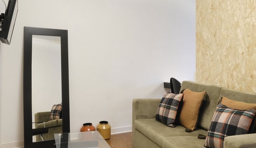 Premium Suite