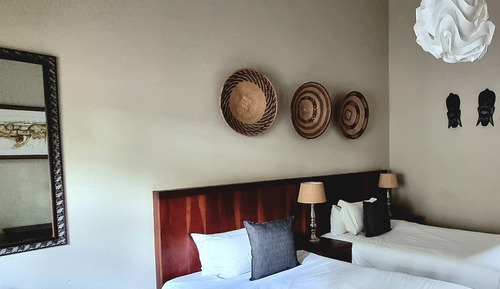 Habitación con 2 camas individuales