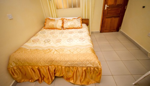 Habitación estándar con 1 cama doble o 2 individuales