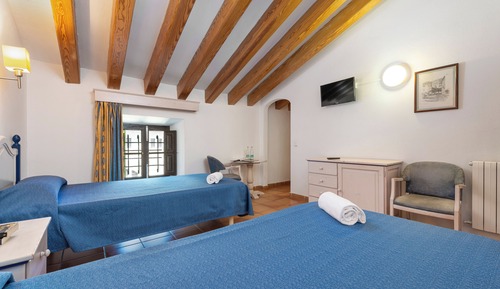 Habitación con 2 camas individuales