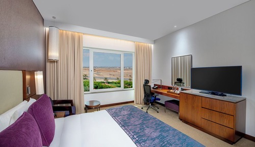 Habitación Premium, 1 cama de matrimonio grande, Acceso al salón del club, vistas a la montaña