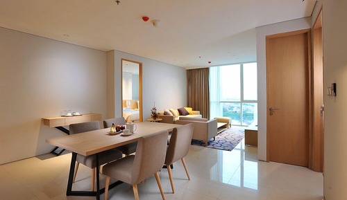 Apartamento (Marvelous Room)