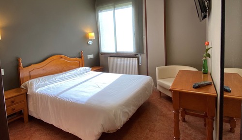 Habitación económica con 1 cama doble o 2 individuales
