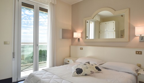 Habitación clásica doble, vistas al mar