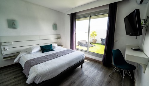 Habitación doble superior, 1 cama de matrimonio, no fumadores, terraza
