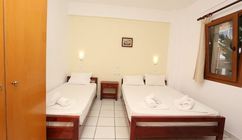 Habitación económica con 1 cama doble o 2 individuales