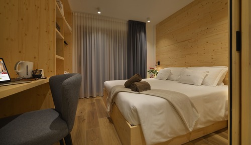 Alpine Suite with balcony