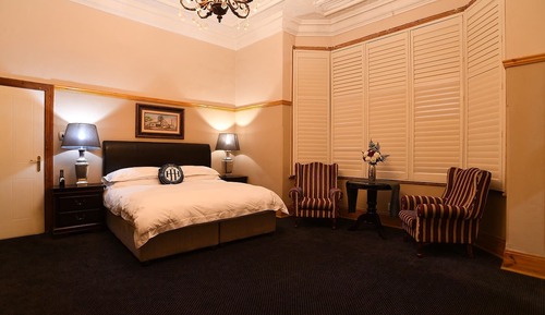 Habitación superior, 1 cama de matrimonio grande