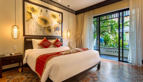 Habitación superior, vistas al jardín