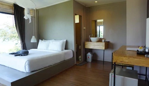 Grand Sea View