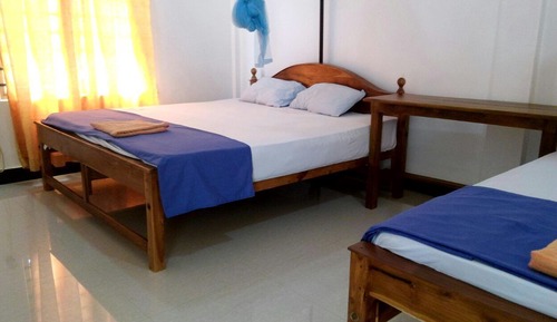 Habitación básica doble, balcón, vistas al jardín