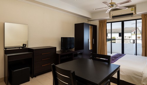Deluxe Apt. Big Balcony