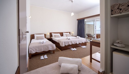 Habitación cuádruple estándar