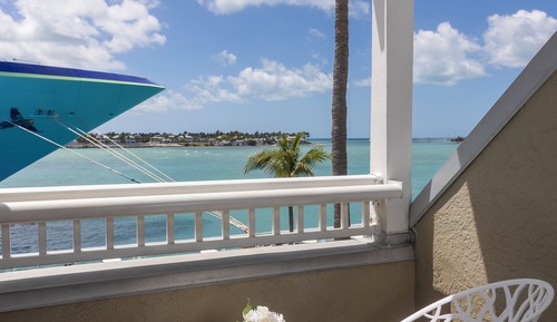 Ocean Front Room, King Bed