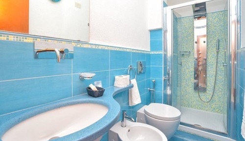 Habitación estándar doble, balcón