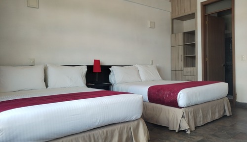 Habitación familiar, balcón