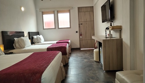 Habitación cuádruple estándar