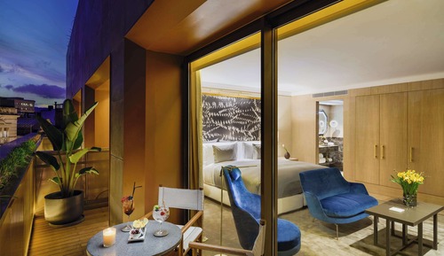 Grand Deluxe Terrace