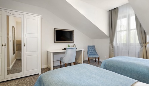 Habitación Confort con 1 cama doble o 2 individuales (Dworek)