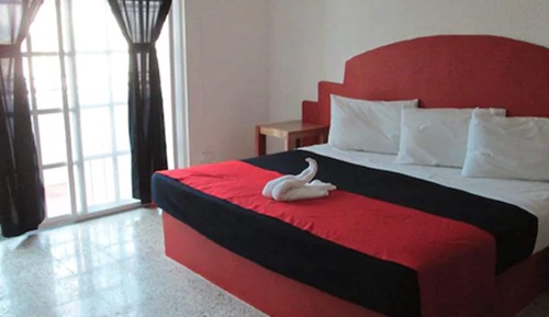 Suite junior, 1 cama de matrimonio grande, cocina básica, vistas a la ciudad