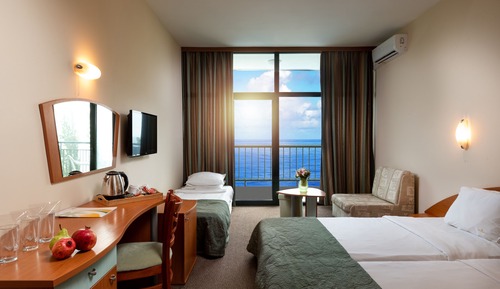 Triple Room, Sea View (Free Beach Package)