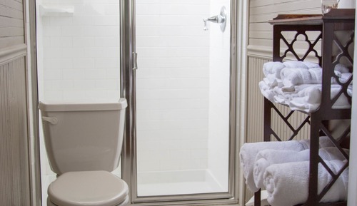 Habitación estándar doble, baño privado (Azalea)