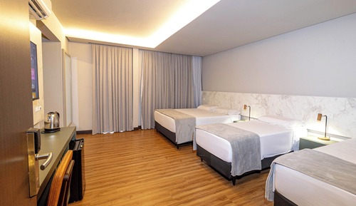 Habitación cuádruple estándar
