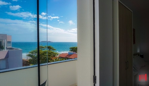 Suite superior, mirando al mar