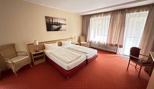 Habitación económica con 1 cama doble o 2 individuales