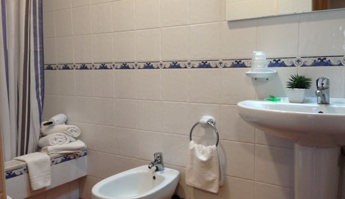 Apartamento familiar, 2 habitaciones, terraza, en la zona del jardín (5 pax)