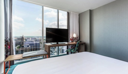 Habitación, 1 cama de matrimonio grande, no fumadores, vistas a la ciudad