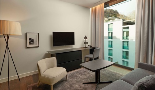 Suite, balcón, vistas al lago