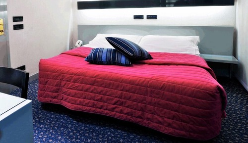 Habitación estándar con 1 cama doble o 2 individuales